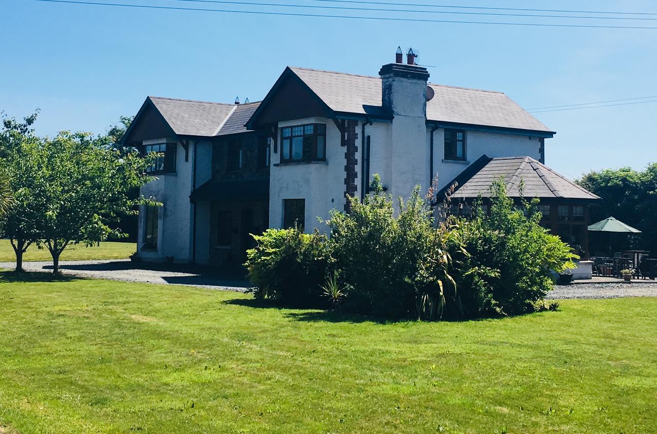Riverdale Carlingford Bagian luar foto